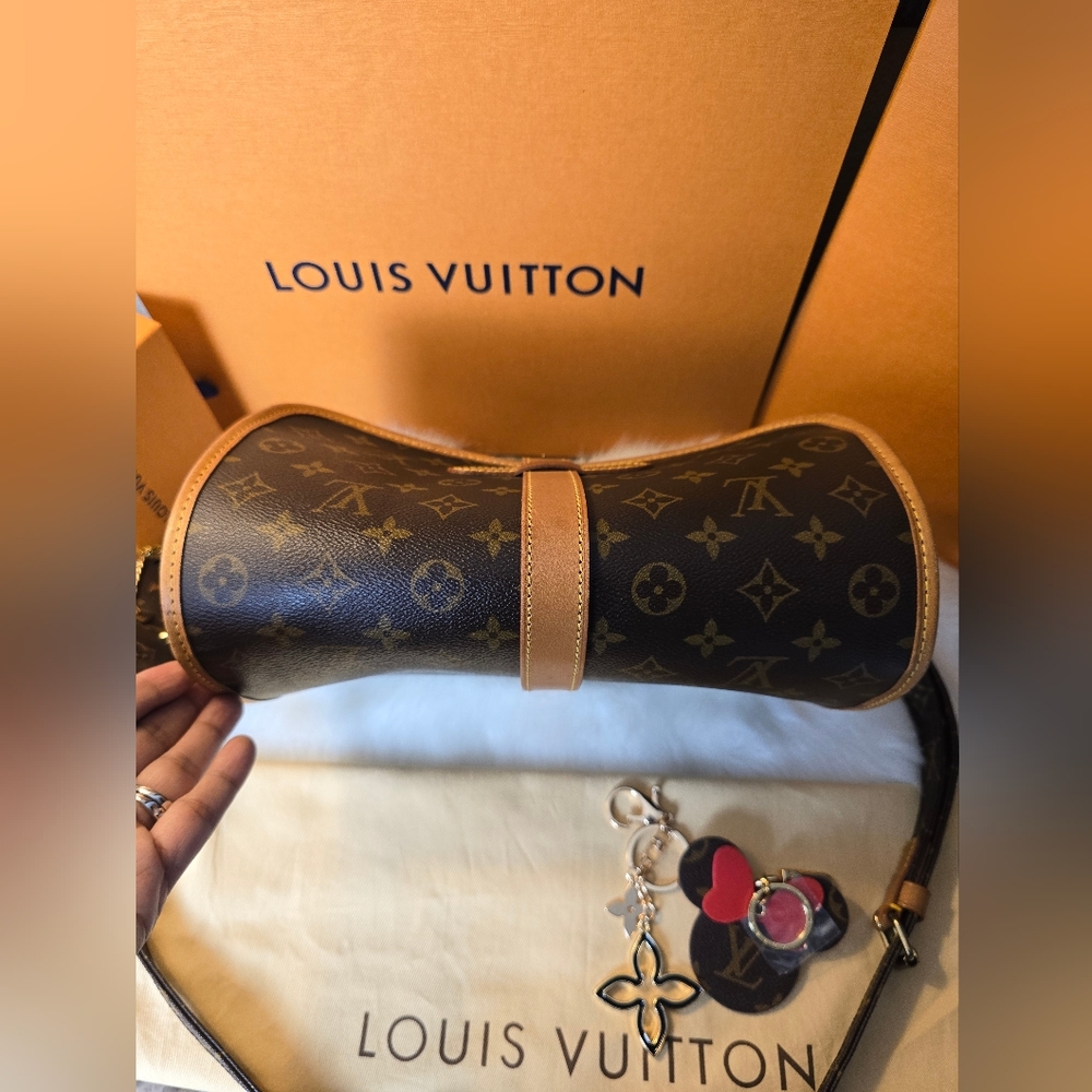 Louis Vuitton Monogram Marne Women's Shoulder Crossbody Bag ✨️ Vintage✨️ - Picture 5 of 17